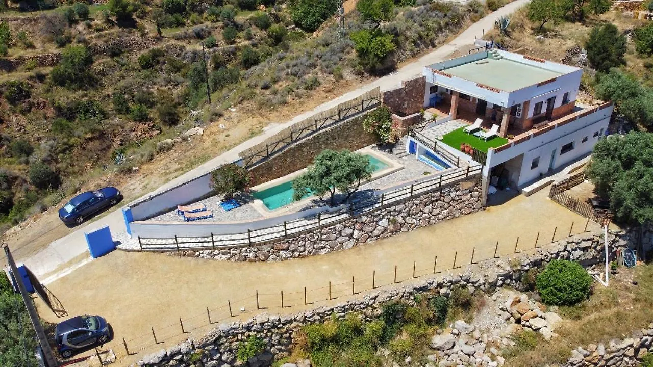 Villa For 4 With A Private Pool & Garden Bedar