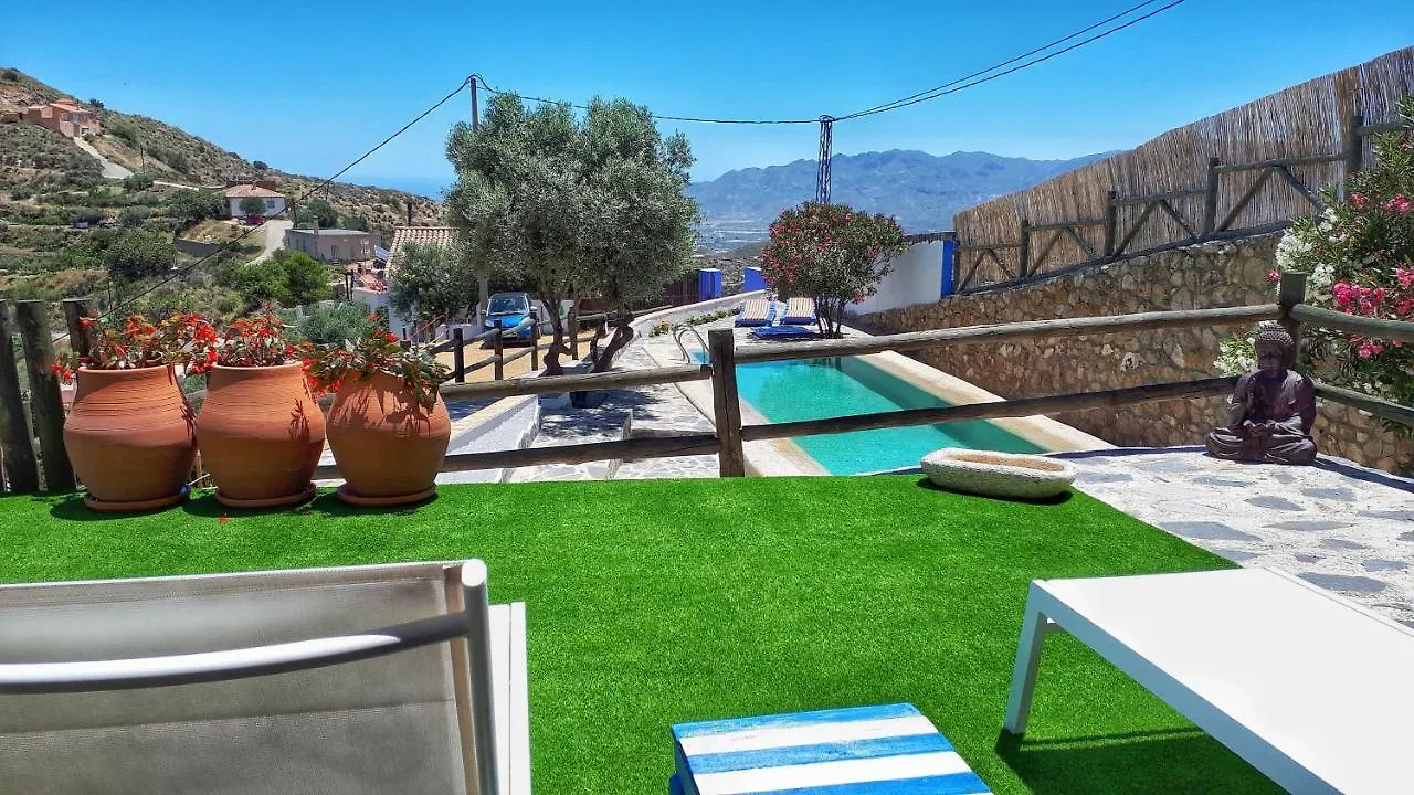 Villa For 4 With A Private Pool & Garden Bedar